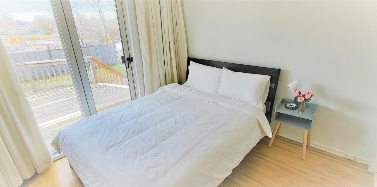 Queen Bedroom With Private Washroom Near 401, 404, Dvp, Markham, North York, Free Parking Toronto Exterior foto